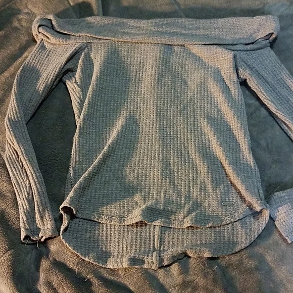 Hollister thermal off the shoulder top - Picture 1 of 1